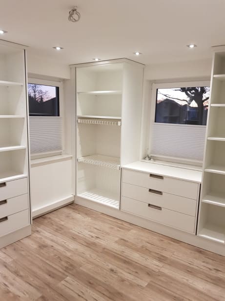 Schrank